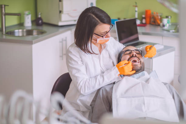 Best Tooth Infection Emergency Dentist  in San Elizario, TX